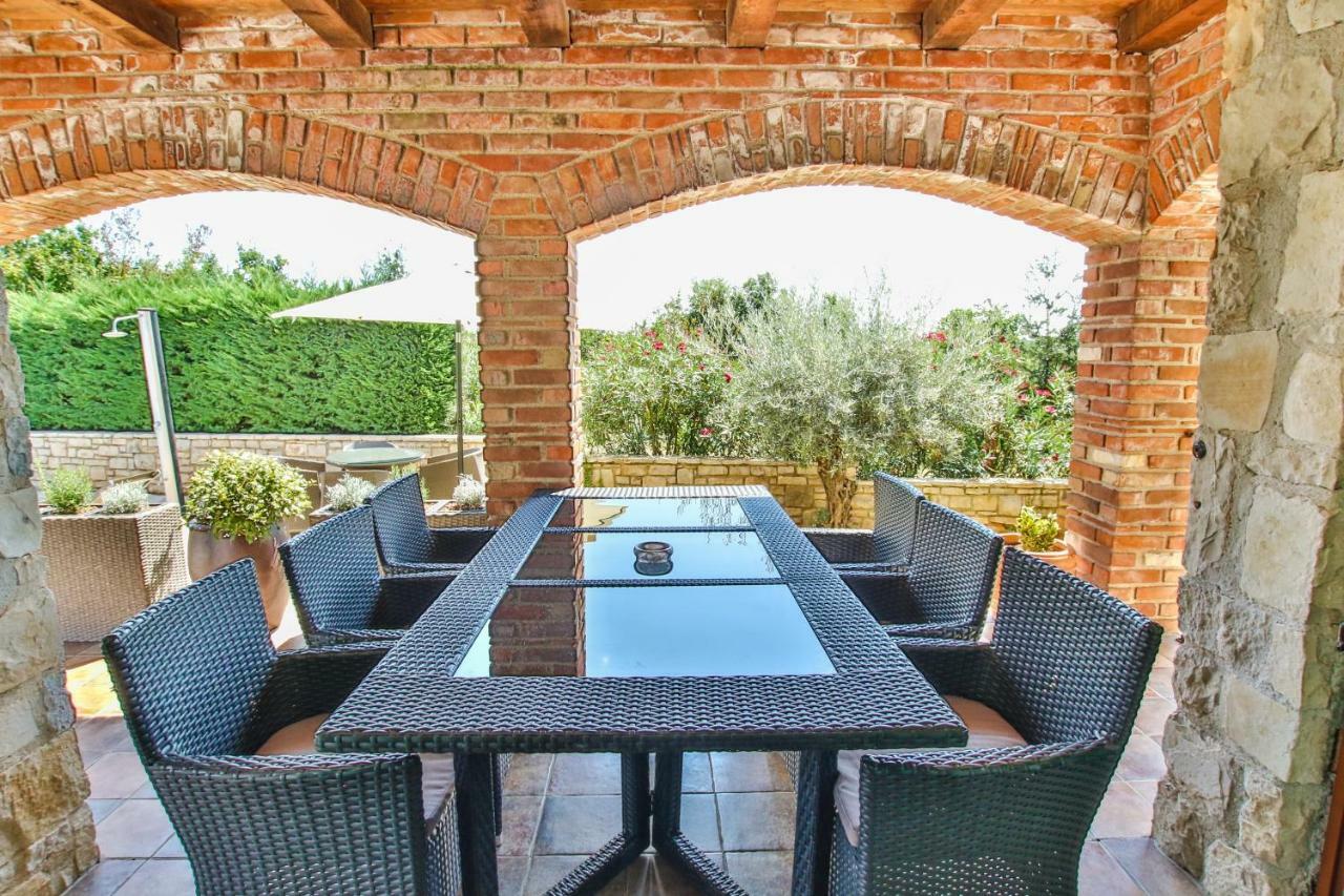 Villa Istriana Jakob With Pool Tar-Vabriga Exterior photo