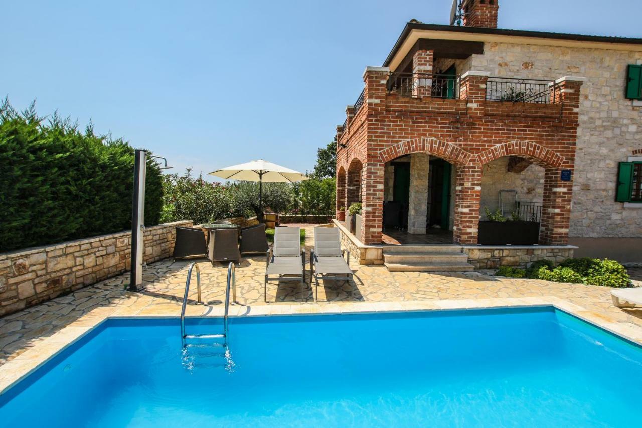 Villa Istriana Jakob With Pool Tar-Vabriga Exterior photo