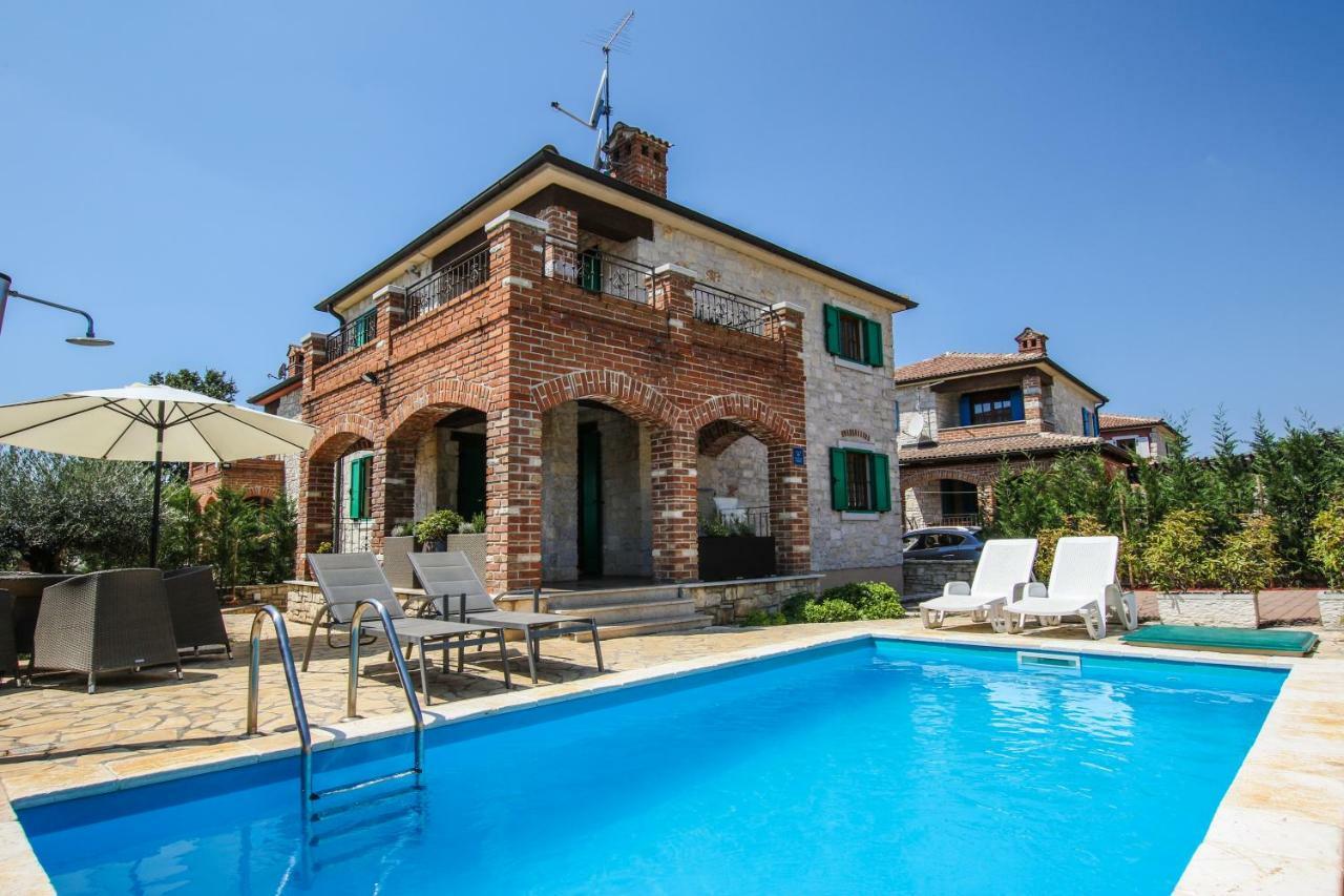 Villa Istriana Jakob With Pool Tar-Vabriga Exterior photo